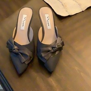 Black Nina New York Heels - Size 7.5